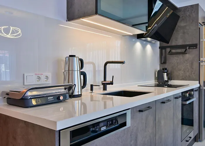 Hi Life アパート フェティエ